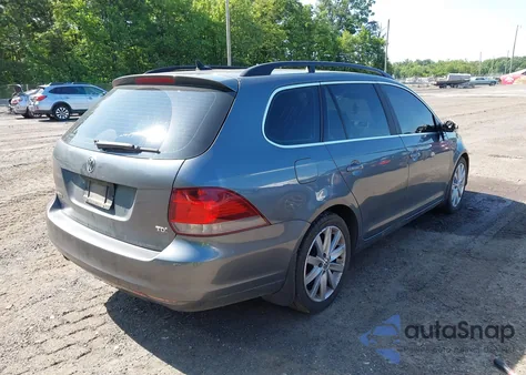 2013 Volkswagen Jetta Sportwagen 2.0L Tdi z USA, uszkodzony, nr VIN 3VWPL7AJ5DM683271